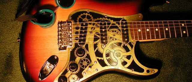 Steampunk stratocaster by Jake von Slatt